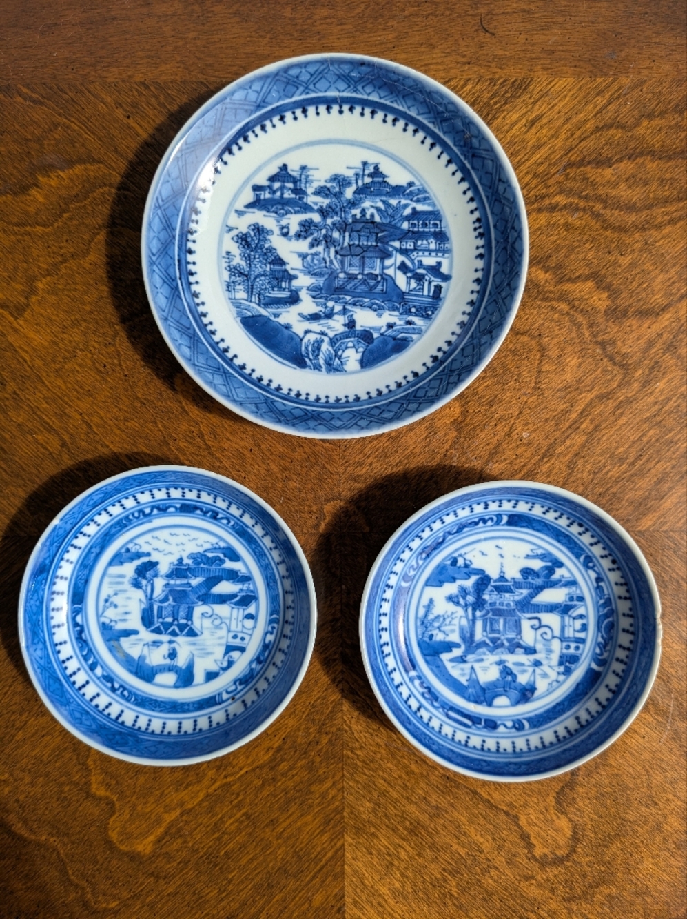 Antique Chinese Export Porcelain Plates - Canton Blue Willow  c. early-mid 1800s